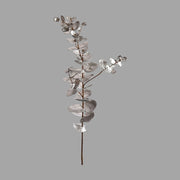 Ezüstös színű levelekkel rendelkező, dekor eukaliptusz ág műnövény.