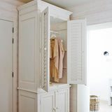 New Orleans gardróbszekrény nyitott ajtókkal, akasztós résszel