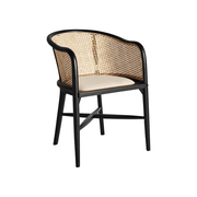 Nuchis fekete nyírfa karosszék féloldalas nézetben, ívelt karfával