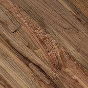 Natúr színű, újrahasznosított vasúti talpfából készült, exkluzív formatervezett étkezőasztal.