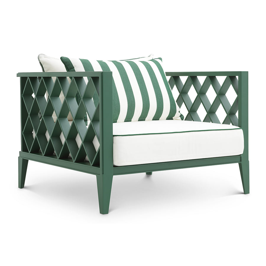 Eichholtz Ocean Club zöld kültéri fotel csíkos díszpárnával perspektívából