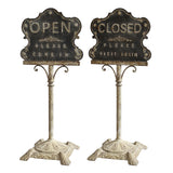 Old French antik fém nyitva-zárva tábla Open Closed felirattal fehér háttér előtt