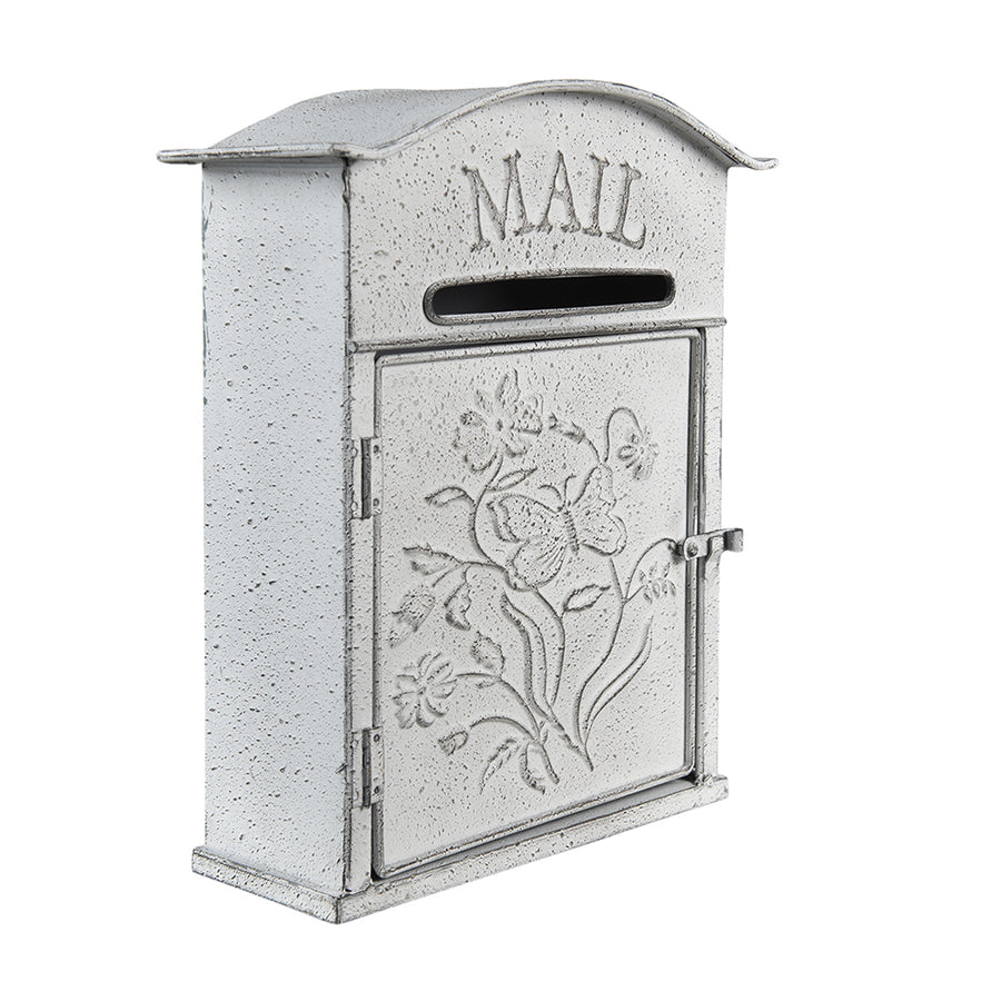 Old Post antik postaláda döntött nézetből, nyílással a felső részen.