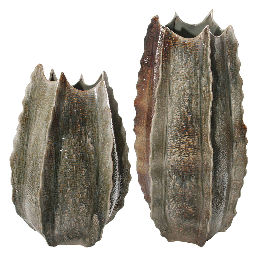 Modern, kortárs stílusú, barnászöld színárnyalatú, mázas kerámia váza..