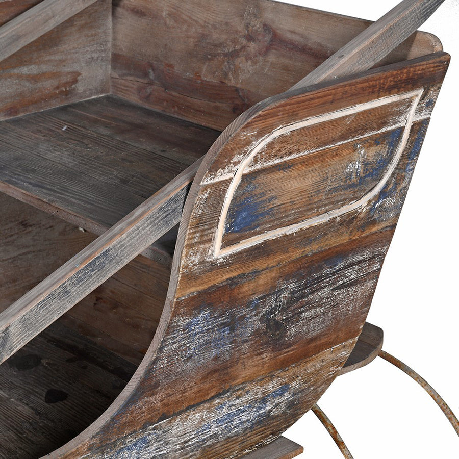 Rusztikus vidéki stílusú, újrahasznosított fából készült, kézműves vintage lovasszán.