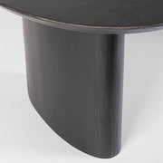 Mangófából készült, fekete színű, formatervezett dizájn dohányzóasztal.