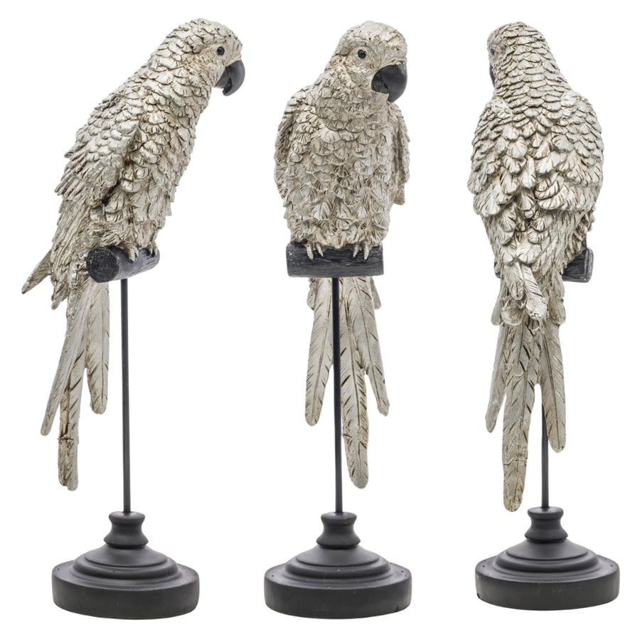 Ezüstszínű, dekoratív papagáj figura.