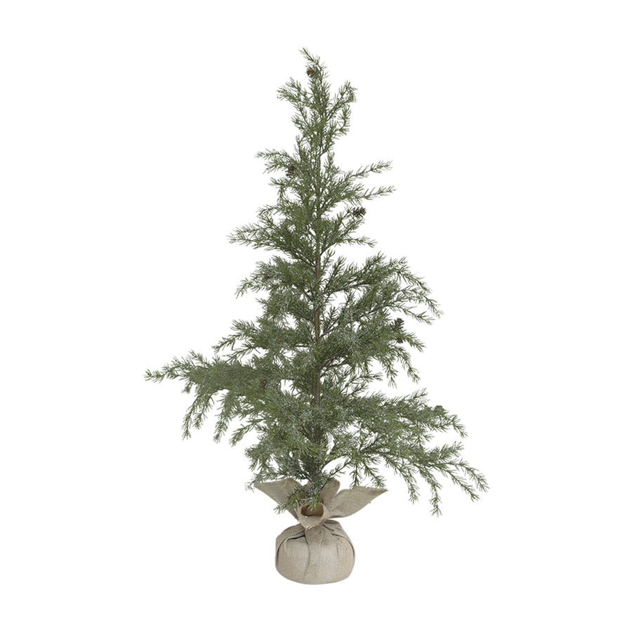 Chic Antique PINE 120 cm-es havas dekor műfenyő tobozokkal és jutával borított talppal, fehér háttér előtt