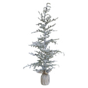 Chic Antique PINE 180 cm-es havas dekor műfenyő jutával borított talppal, fehér háttér előtt