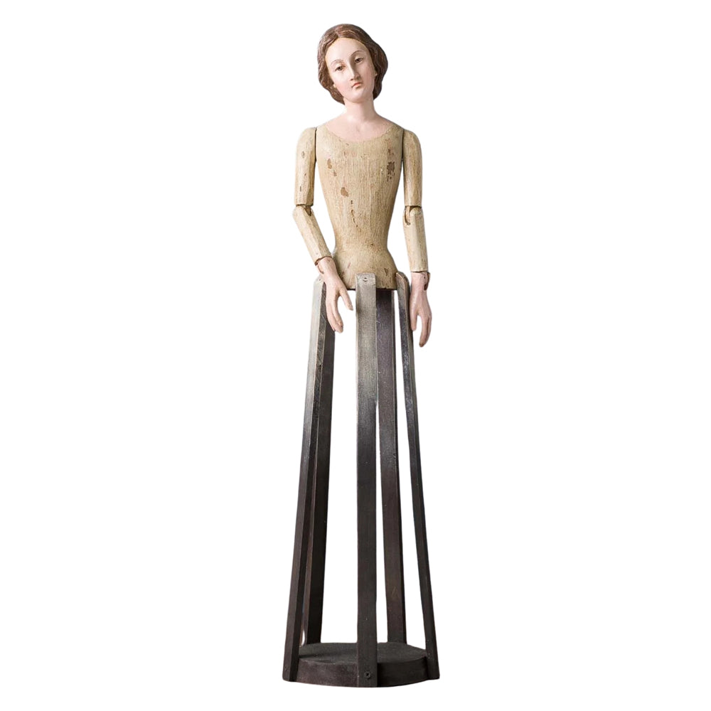 Sarita női manöken figura 56 cm vintage fa dekoráció fehér háttéren