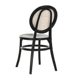 Fekete színű, thonet jellegű bisztrószék.