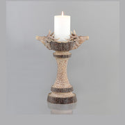 Natúr színű, szarvas figurás karácsonyi gyertyatartó.