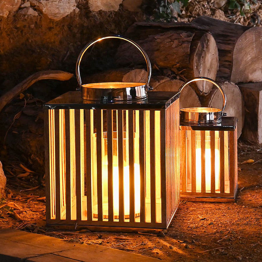 Mangófából és rozsdamentes acélból készült lámpás.