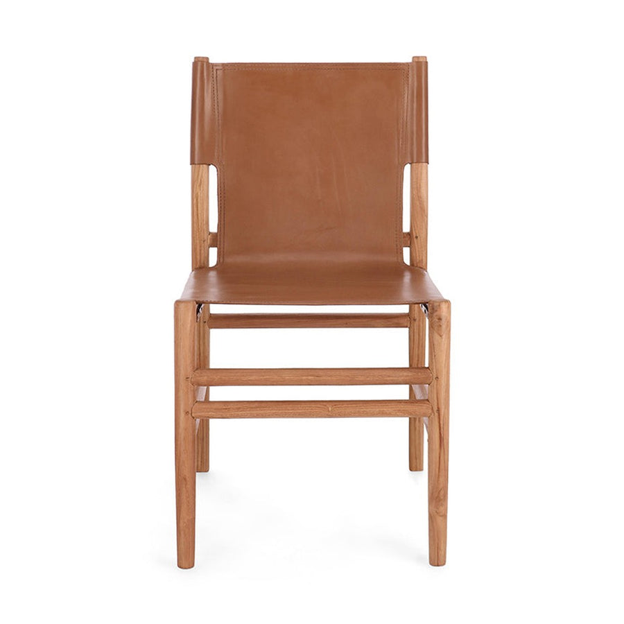 Teakfából és konyakszínű valódi bőrből készült, kortárs stílusú dizájn étkezőszék.