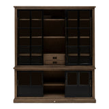 Kőrisfa vitrines szekrény nyitott tolóajtókkal polcos belső kialakítással