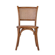 Tölgyfából és rattanból készült étkezőszék.