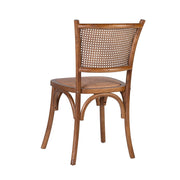 Tölgyfából és rattanból készült étkezőszék.