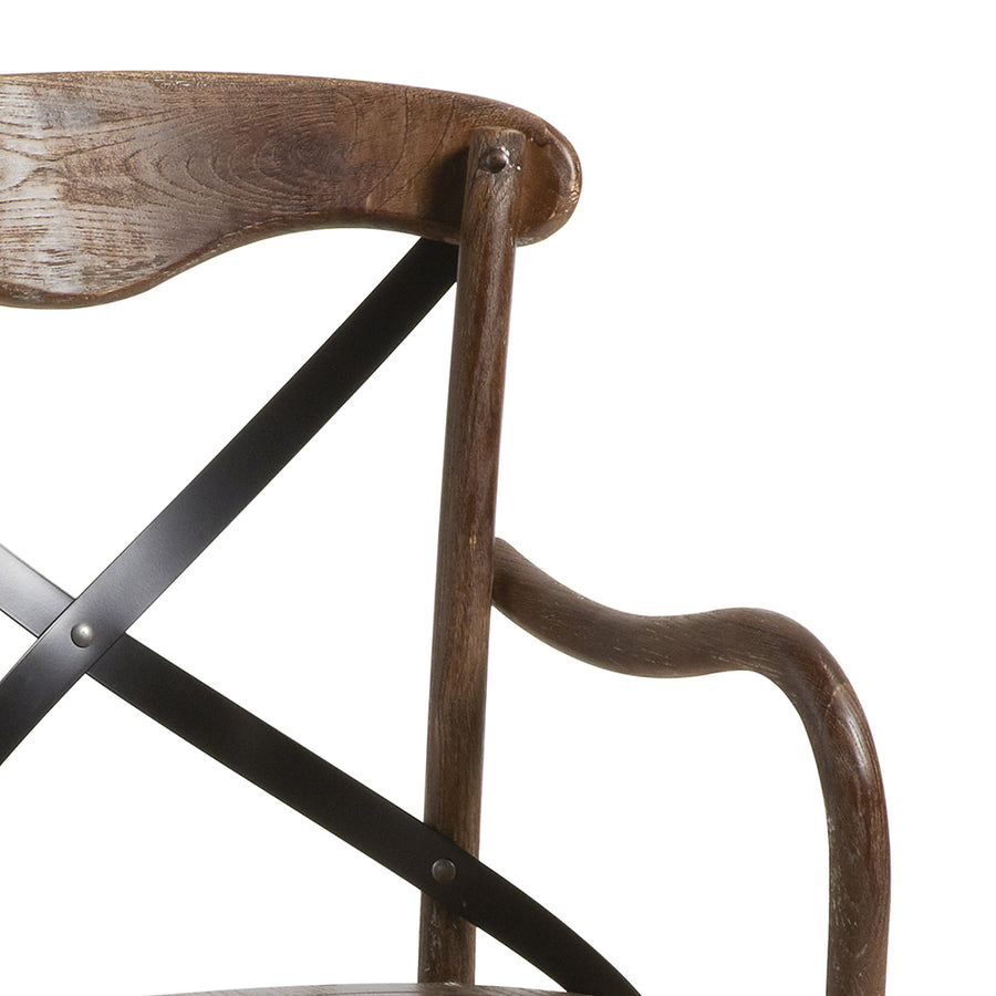 Thonet ihletésű, barna színű, x háttámlájú , tölgyfa karosszék.