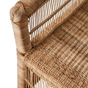 Bambuszból és rattanból készült, kézműves karosszék.