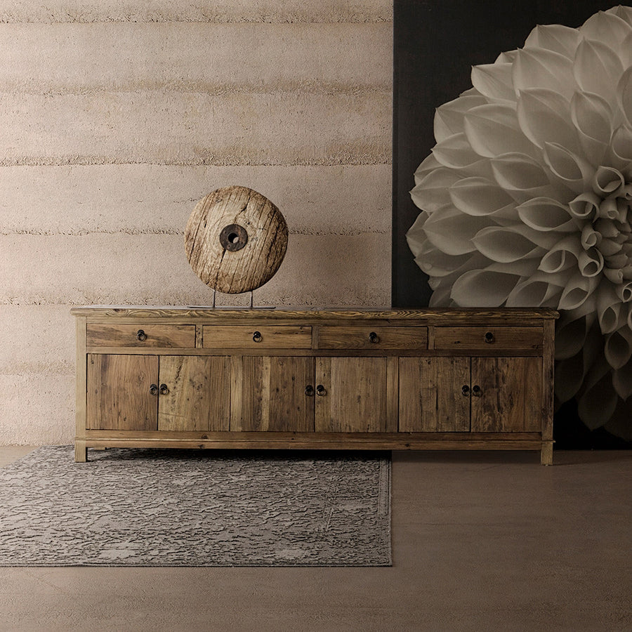 Natúr színű, felületkezelt újrahasznosított szilfából készült, óriás kézműves tálaló.