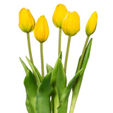 Mesterséges sárga tulipáncsokor nyíló és bimbós virágfejekkel, részlet