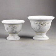 Kétféle méretű, antik hatású cement kaspó a VALO kollekcióból, vintage enteriőrbe illően