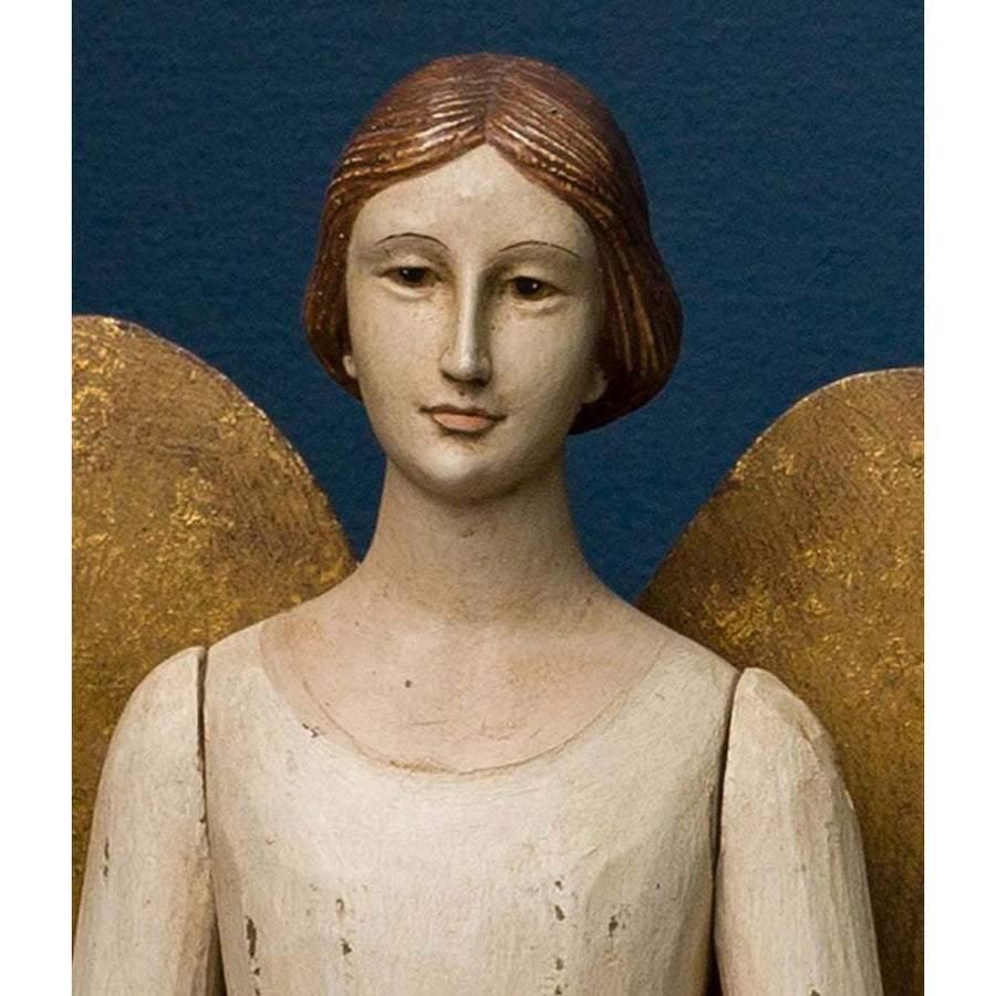 Krémszínű orléans-i angyal figura.