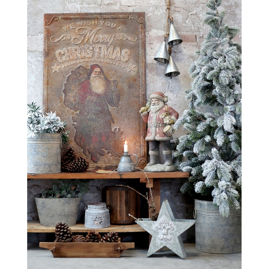 Antikolt felületű nagyméretű Mikulás figura.