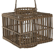 Natúr színű rattanből készült kézműves lámpás.