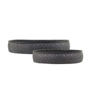 Vintage stílusú, antikolt felületű, grafitszínű, kétdarabos, ovális formájú, dombormintával díszített bádog tálca szett.