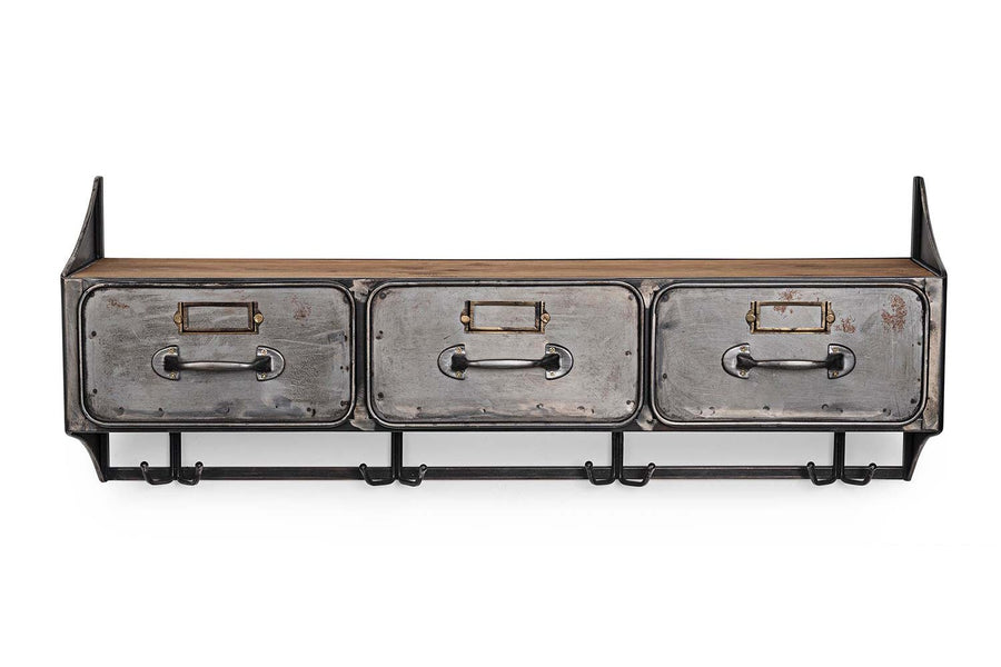 Fémből és fából készült, 83 cm hosszú és 30 cm magas, 3 fiókos, antikolt szürke színű, fogassal ellátott, ipari stílusú szortírozó falipolc.
