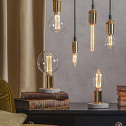 New Generation Classic meleg fehér fényű LED dekorációs izzó áttetsző üveggel.