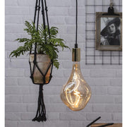 Industrial Vintage meleg fehér fényű, LED dekorációs vintage izzó borostyánszínű üveggel.