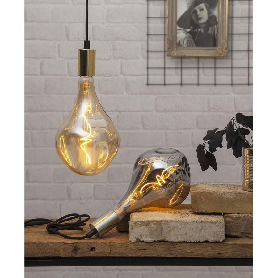 Industrial Vintage meleg fehér fényű, dekorációs LED vintage izzó, füstszínű üveggel.