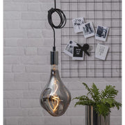 Industrial Vintage meleg fehér fényű, dekorációs LED vintage izzó, füstszínű üveggel.