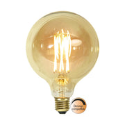 Vintage Gold dekorációs izzó. Meleg fehér fényű LED dekorációs izzó borostyánszín üveggel.