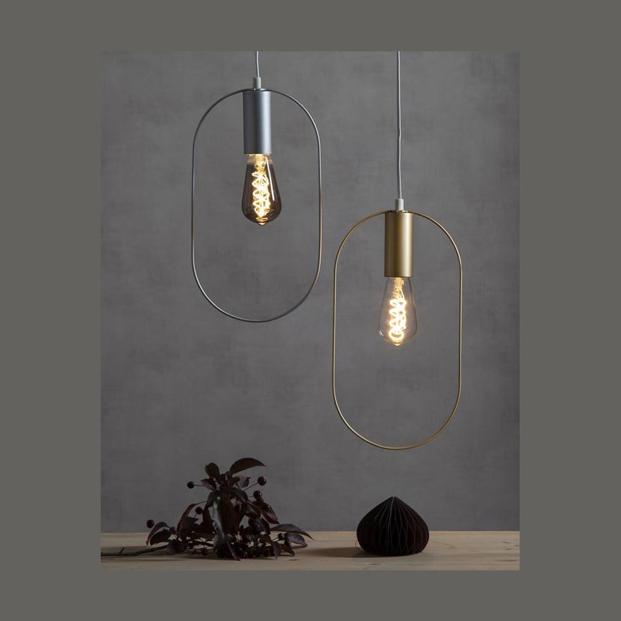 Heavy Smoke Filament meleg fehér fényű LED dekorációs vintage izzó füstszínű üveggel.