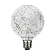 Decoled meleg fehér fényű LED dekorációs izzó áttetsző üveggel, melynek belsejében egy 25 égős fényfüzér került elhelyezésre