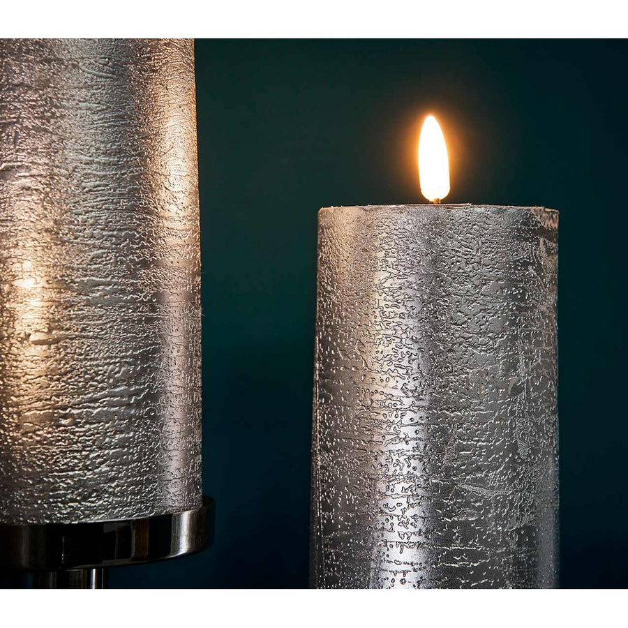 Ezüst színű LED gyertya.