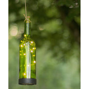 Zöld színű, napelemes palack-lámpás LED izzókkal.