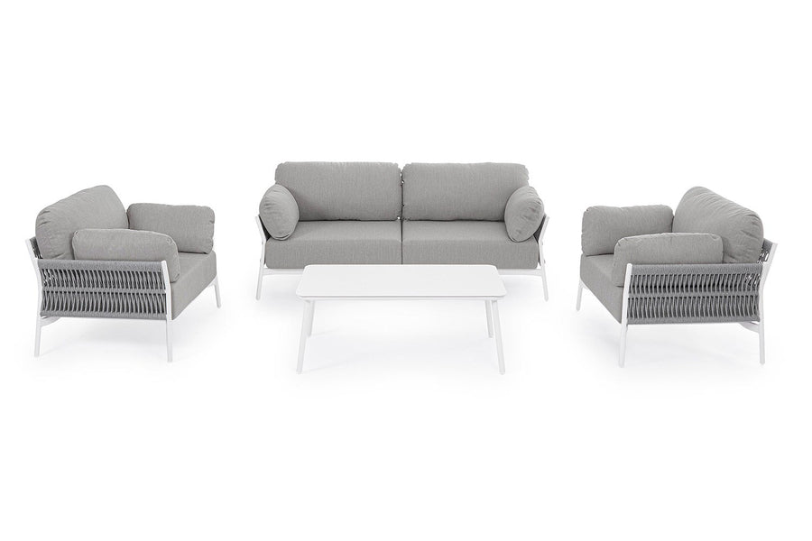 A fehér és szürke színű Pardis ülőgarnitúra kanapéja, két fotelje és dohányzóasztala.