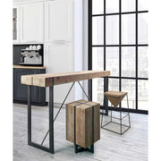 Skandináv stílusú otthonban álló reggelizősarok a Garrett kollekció bútoraival.