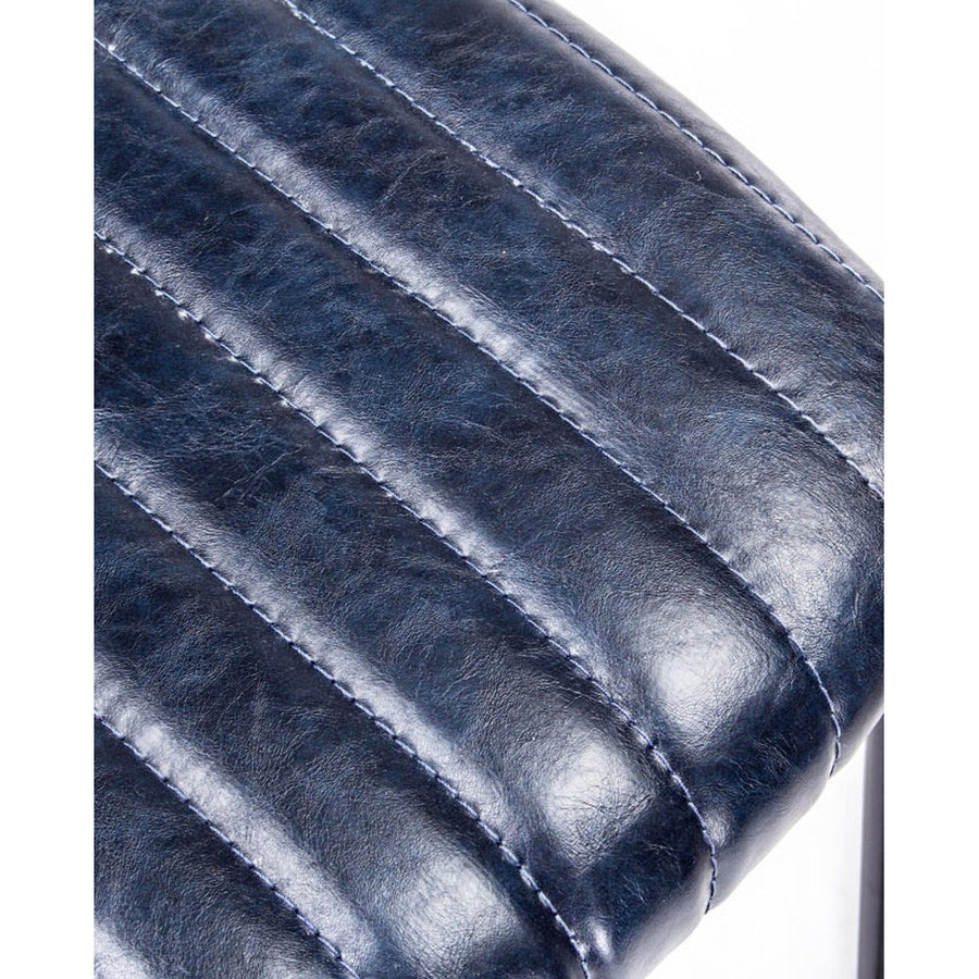 Vintage stílusú bárszék, sötétkék műbőr ülőfelülete.