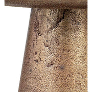 Kortárs stílusú, óarany színű fém kisasztal dorozmás felülettel.