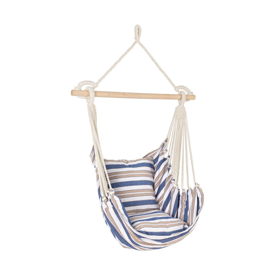 Mediterrán stílusú, kék, bézs és fehér csíkos pamut függőszék párnákkal.