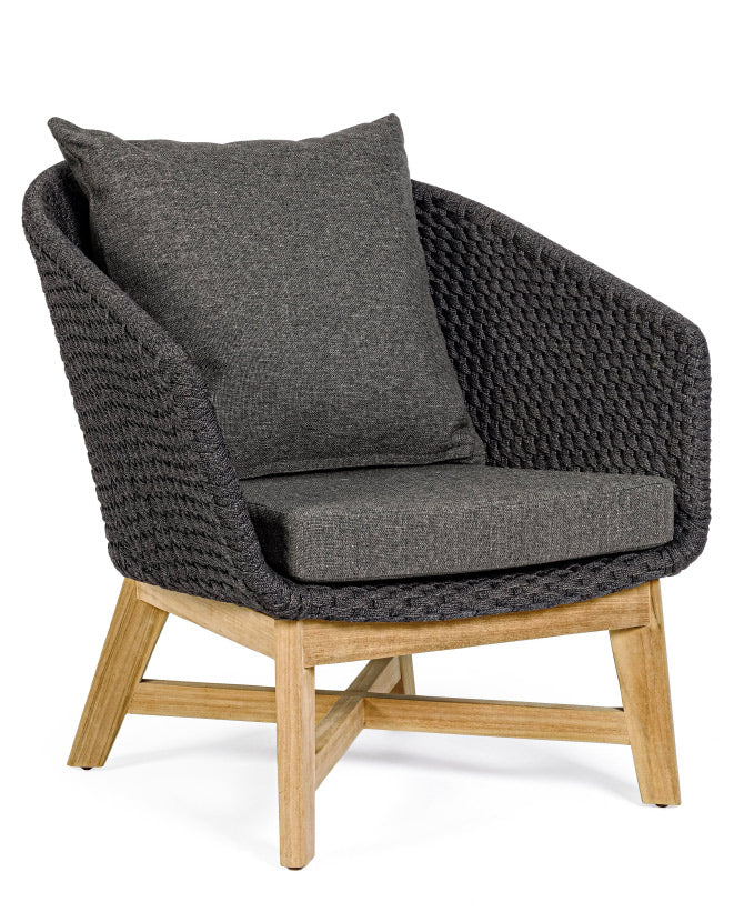 Prémium kategóriás, design kerti fotel sötétszürke színű párnákkal.