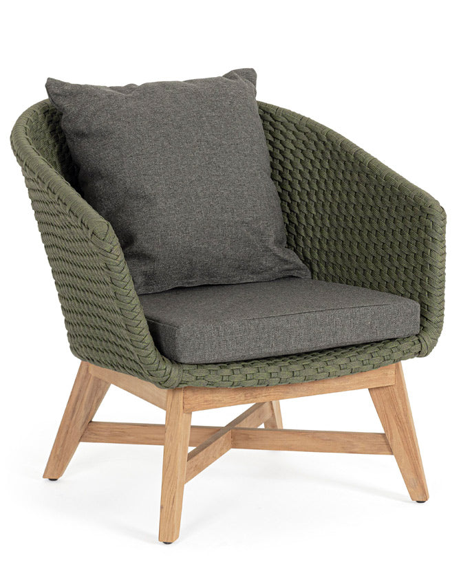 Design kerti fotel, olajzöld olefin kötélszövéssel, szürke színű ülő és hátpárnákkal.