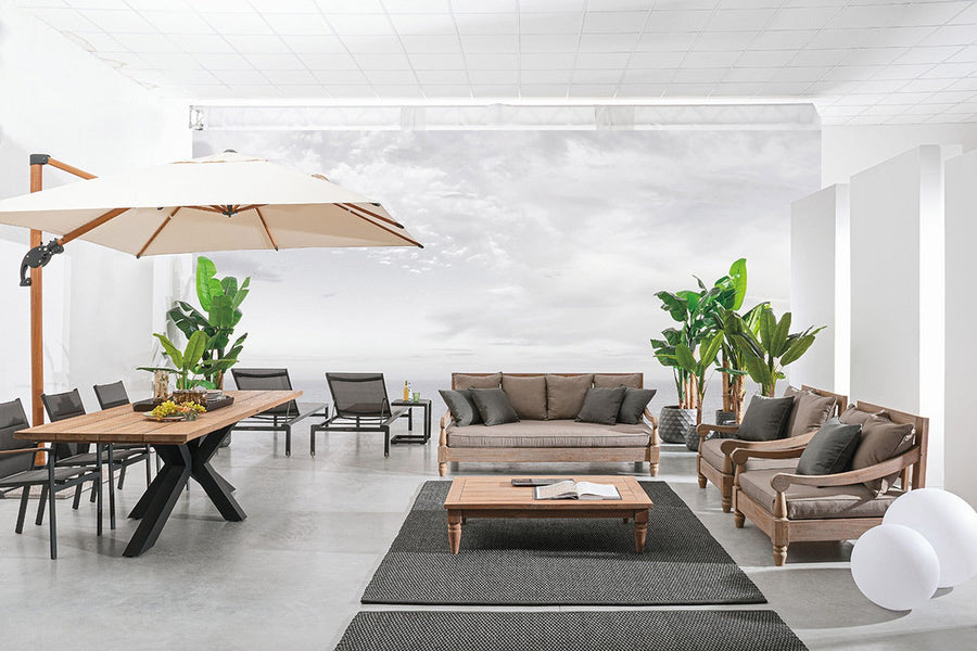 Mesterséges műteremben létrehozott teraszon lévő Bali teakfa ülőgarnitúra