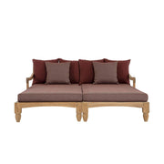 Két darabos, keleti stílusú teakfa pihenőágy szett bordó színű ülő- és hátpárnákkal.