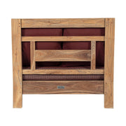 Keleti stílusú teakfa fotel bordó színű ülő- és hátpárnákkal.